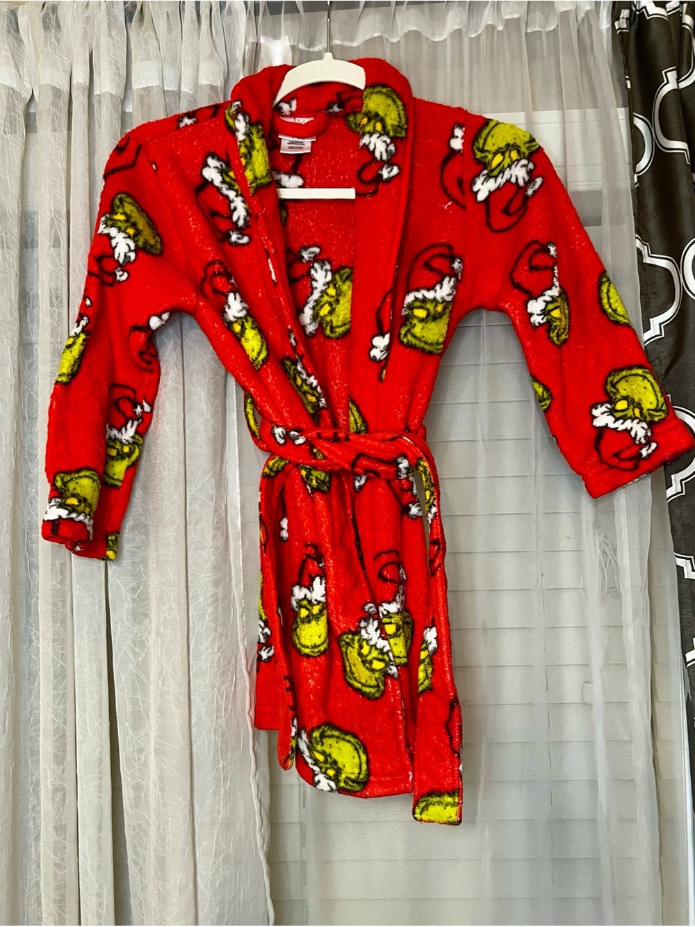 Dr Seuss The Grinch Santa Hat Youth